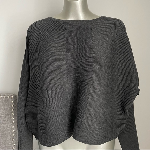 Cable & Gauge Women’s Plus size Long Sleeves Top - Picture 2 of 11